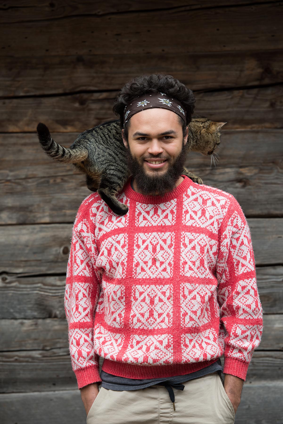 portrait of man and cat pqbszax.jpg